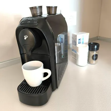 Modern Design 1 Bdrm, 4 Guests, Cente, Near Parliament, Self Check-in شقة