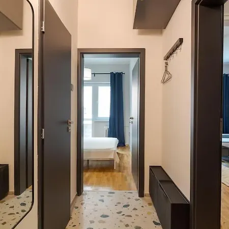Modern Design 1 Bdrm, 4 Guests, Cente, Near Parliament, Self Check-in *